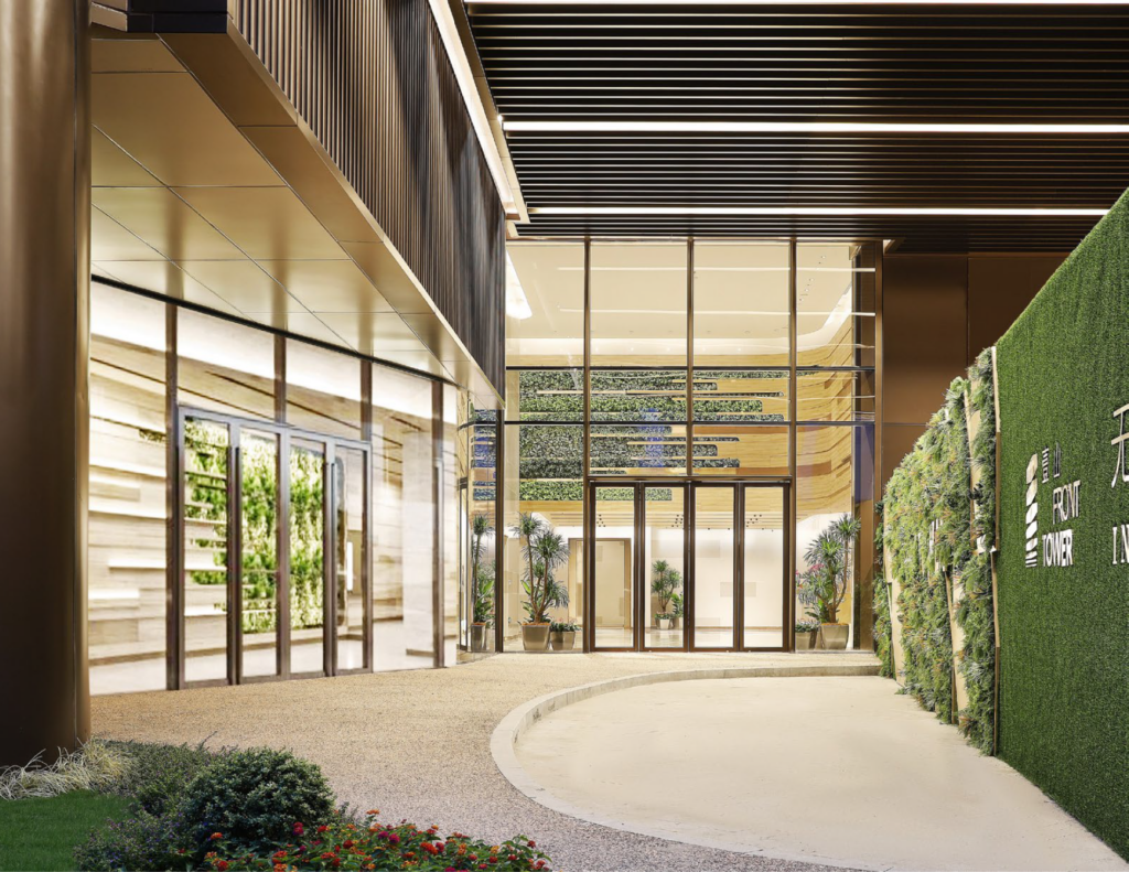 Implanting a serene oasis in the urban pulse_7
